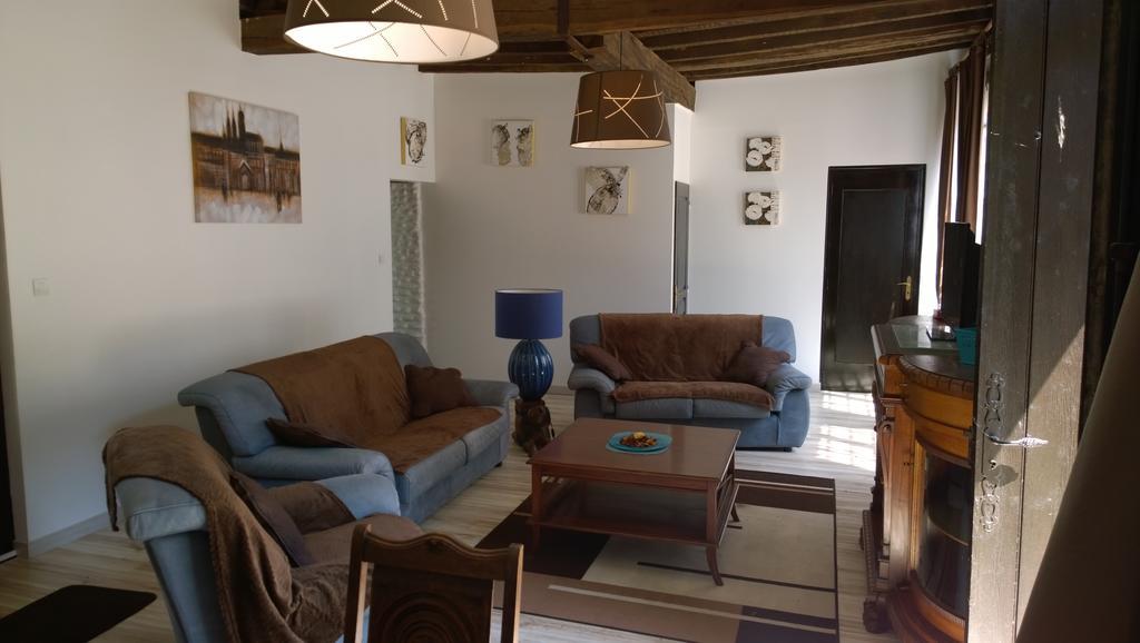 Les Gites De Castera Aire-sur-lʼAdour Exterior foto