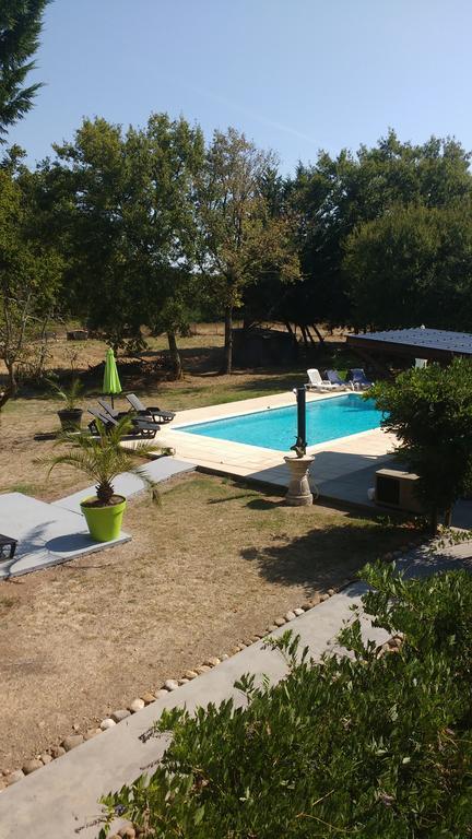 Les Gites De Castera Aire-sur-lʼAdour Exterior foto